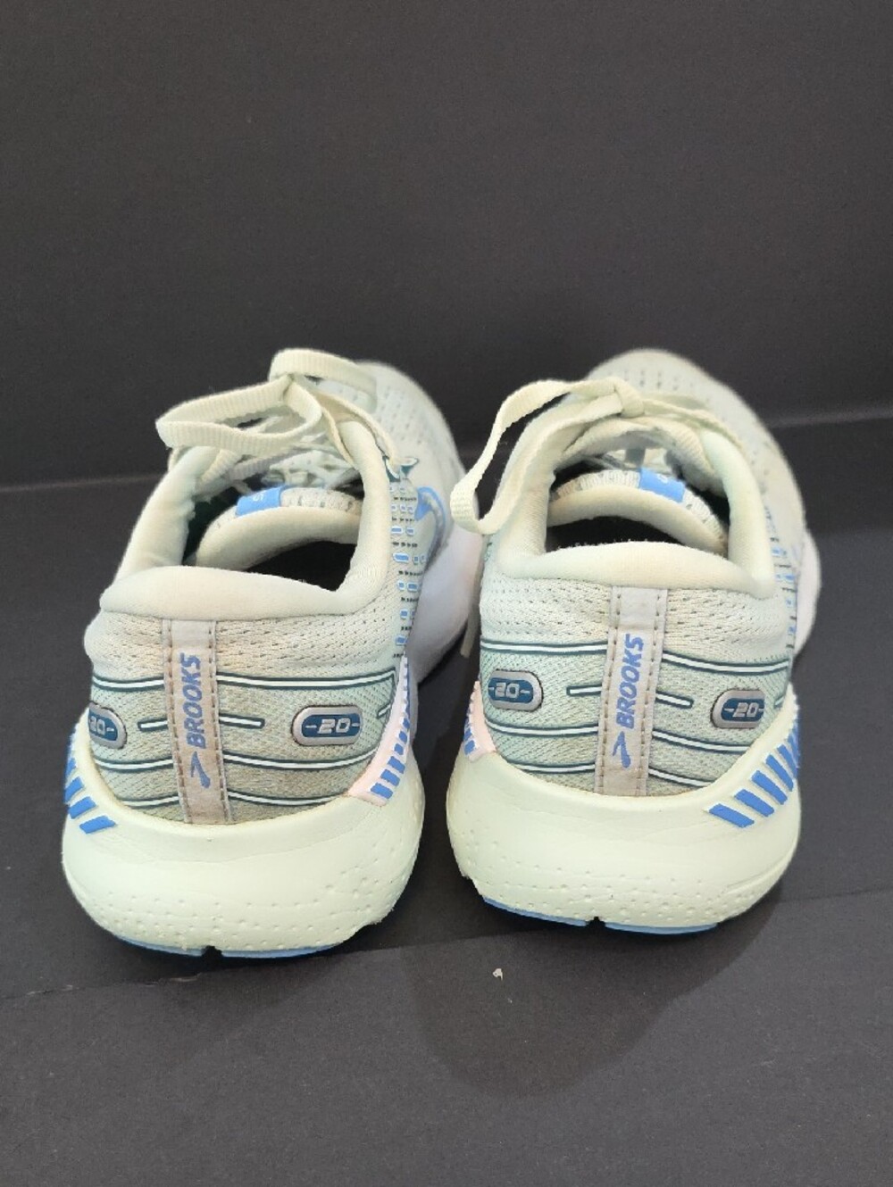 Brooks Glycerin GTS 20 Women's Shoes - Light Gray and Blue Accents Size 8.5 - Picture 6 of 10